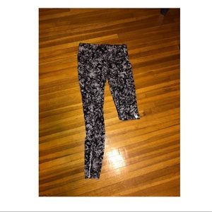 lululemon athletica Monochrome Floral Leggings